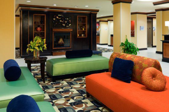 Holiday Inn Express & Suites Jackson/Pearl International Airport Beltér fotó